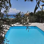 Villa Agrielia Pondi